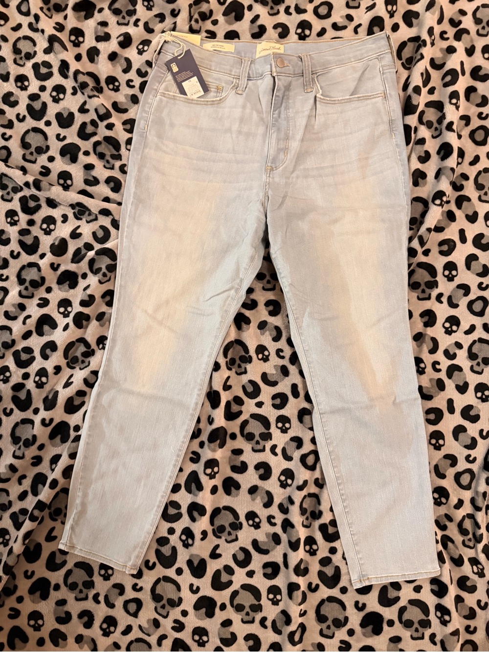 Light Wash Women’s Jeans - Comfortable Everyday Fit